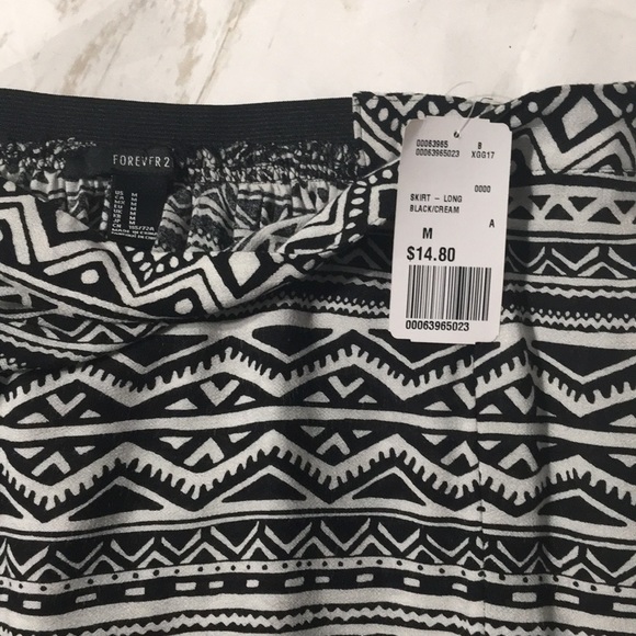 Forever 21 Double Slit Skirt - Picture 2 of 4